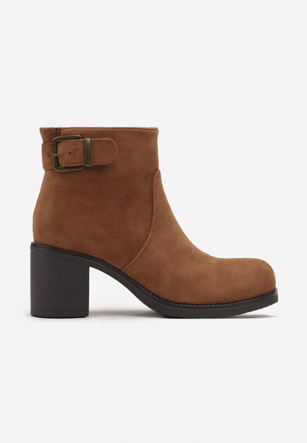 Renee - Brązowe Botki na Obcasie z Ozdobnym Paskiem z Klamrą Zula. Okazja: na co dzień. Zapięcie: klamry. Kolor: brązowy. Obcas: na obcasie. Styl: casual. Wysokość obcasa: średni