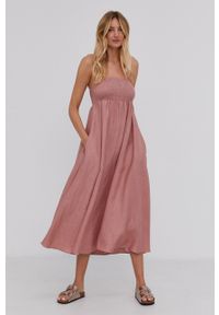 Answear Lab Sukienka kolor różowy maxi rozkloszowana. Kolor: różowy. Materiał: tkanina. Długość rękawa: na ramiączkach. Wzór: gładki. Typ sukienki: rozkloszowane. Styl: wakacyjny. Długość: maxi #4