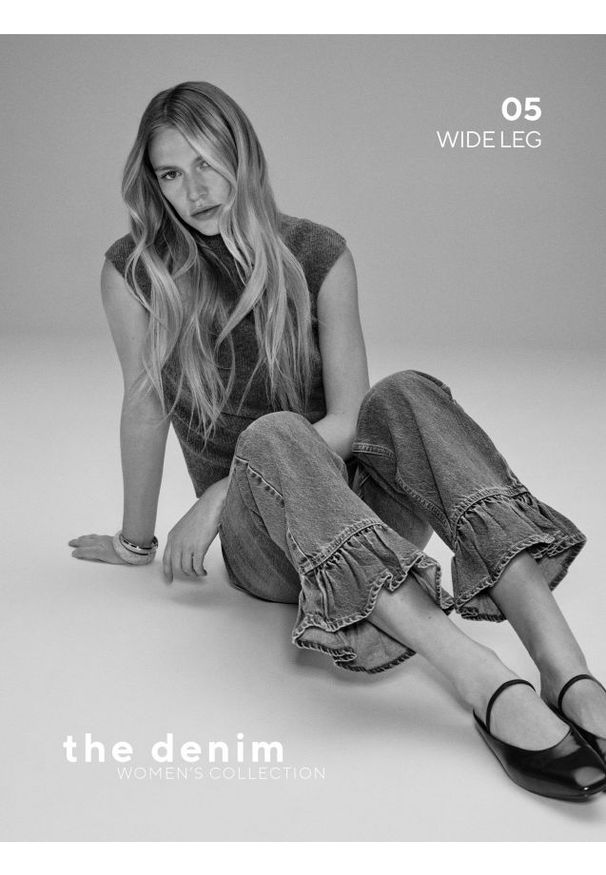 Reserved - Jeansy wide leg z falbankami - niebieski. Kolor: niebieski