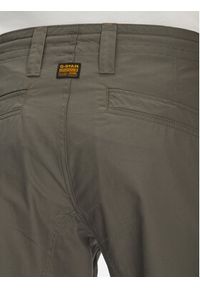 G-Star RAW - G-Star Raw Szorty materiałowe Core D26220-C973 Szary Regular Fit. Kolor: szary. Materiał: bawełna #5