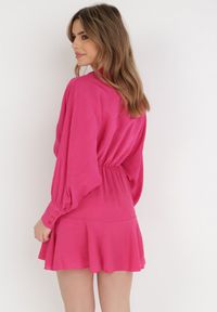 Born2be - Fuksjowa Sukienka Appobe. Okazja: na imprezę. Typ kołnierza: dekolt w serek. Kolor: różowy. Materiał: wiskoza, tkanina. Wzór: aplikacja. Typ sukienki: kopertowe. Długość: mini #2