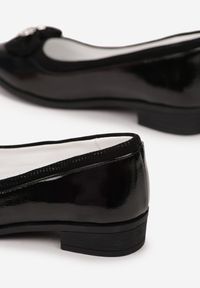 Born2be - Czarne Balerinki Ealread. Wysokość cholewki: przed kostkę. Nosek buta: okrągły. Kolor: czarny. Materiał: materiał, skóra, lakier. Szerokość cholewki: normalna. Wzór: aplikacja #3