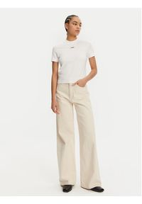 JACQUEMUS T-Shirt 241JS133-2031 Biały Regular Fit. Kolor: biały. Materiał: bawełna #5