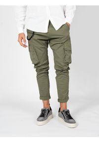 Xagon Spodnie "Cargo Pants" | P24032CR4036 | Mężczyzna | Khaki. Okazja: na co dzień. Kolor: brązowy. Materiał: elastan, bawełna. Długość: długie. Styl: casual, elegancki