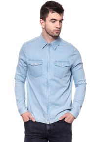 Wrangler - KOSZULA JEANSOWA MĘSKA WRANGLER SHACKET LIGHT INDIGO W5A031D4E. Materiał: jeans