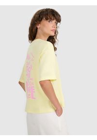 4f - 4F T-shirt oversize z nadrukiem damski - żółty XXL. Okazja: na co dzień. Kolor: żółty. Materiał: dzianina, jersey, materiał, bawełna. Długość rękawa: krótki rękaw. Długość: krótkie. Wzór: nadruk. Styl: sportowy, klasyczny, casual