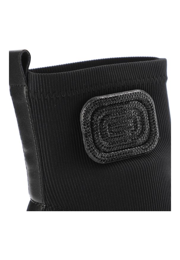 Czarne Botki Artiker Eleganckie Obuwie Damskie. Okazja: na co dzień. Kolor: czarny. Materiał: nubuk. Szerokość cholewki: normalna. Obcas: na obcasie. Styl: elegancki. Wysokość obcasa: wysoki