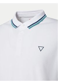 Guess T-Shirt M2GP34 KARS0 Biały Regular Fit. Typ kołnierza: dekolt w karo. Kolor: biały. Materiał: bawełna #5