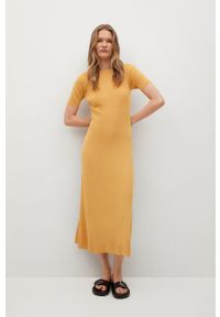 mango - Mango Sukienka Khan kolor żółty midi dopasowana. Kolor: żółty. Materiał: dzianina. Długość rękawa: krótki rękaw. Typ sukienki: dopasowane. Długość: midi #1