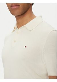 TOMMY HILFIGER - Tommy Hilfiger Polo Essential MW0MW37396 Beżowy Regular Fit. Typ kołnierza: polo. Kolor: beżowy. Materiał: bawełna