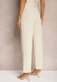 Renee - Ciemnobeżowe Eleganckie Spodnie Cygaretki o Szerokich Nogawkach Vonlea. Okazja: do pracy, na spotkanie biznesowe. Kolor: beżowy. Styl: elegancki #5