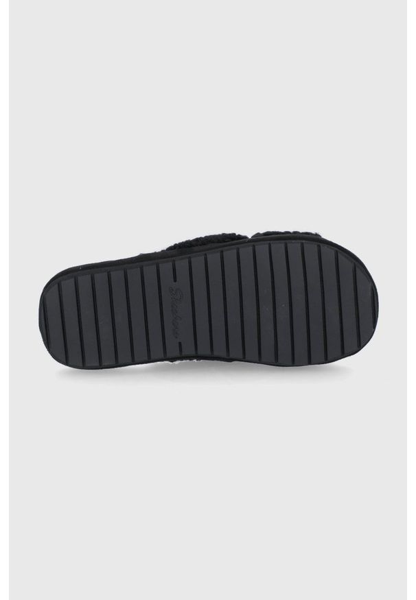 skechers - Skechers - Kapcie. Kolor: czarny. Materiał: guma