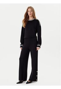 Liu Jo Sweter TF5230 MS59L Czarny Regular Fit. Kolor: czarny. Materiał: wiskoza