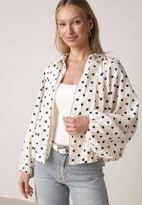 Born2be - Jasnobeżowa Bluza w Groszki z Wiskozą o Nietoperzowym Kroju z Kołnierzykiem Rayo. Okazja: na co dzień, do pracy. Kolor: beżowy. Materiał: wiskoza. Wzór: grochy. Styl: casual, elegancki, retro #5