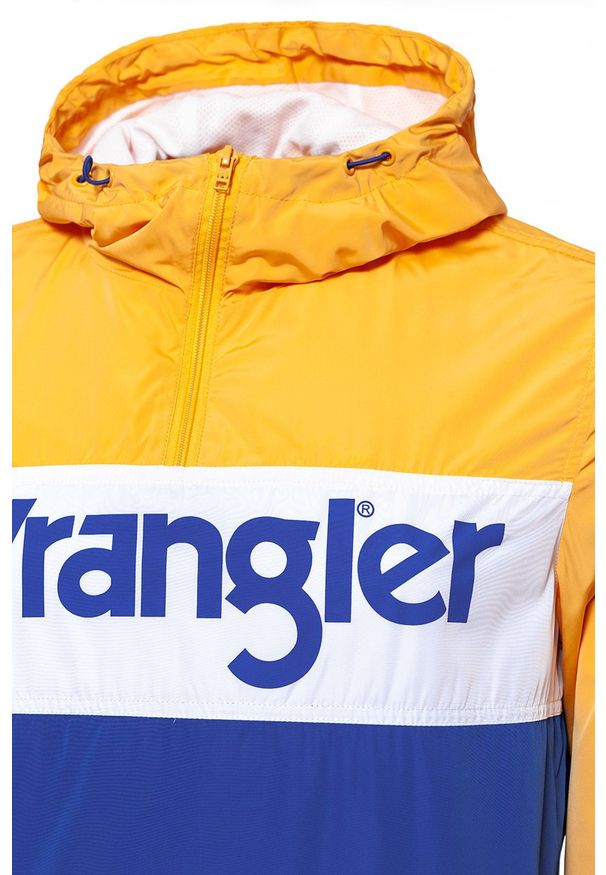 Wrangler - KURTKA WRANGLER PAUL POP-OVER AMBER YELLOW W4706V9UY 112128991. Typ kołnierza: kaptur, kołnierzyk stójkowy. Wzór: nadruk