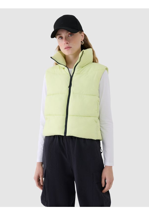 4f - 4F Bezrękawnik puchowy cropped z wypełnieniem syntetycznym damski - zielony XXL. Okazja: na co dzień. Typ kołnierza: kołnierzyk stójkowy. Kolor: zielony. Materiał: syntetyk, puch. Długość rękawa: bez rękawów. Długość: długie. Styl: klasyczny, casual, sportowy