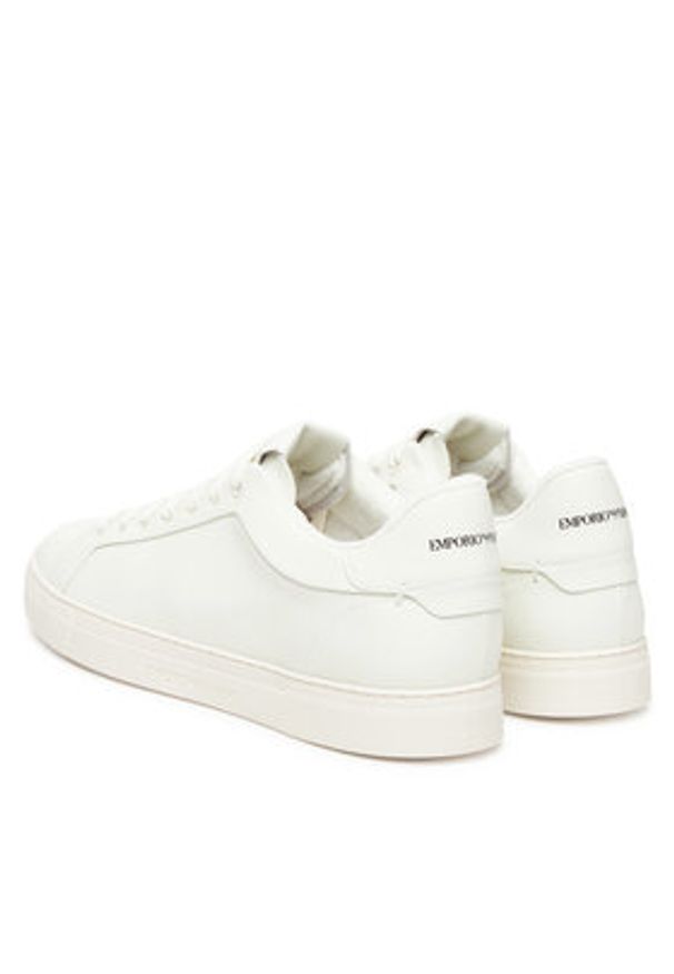 Emporio Armani Sneakersy EM003844 AF20004 U0003 Biały. Kolor: biały. Materiał: skóra