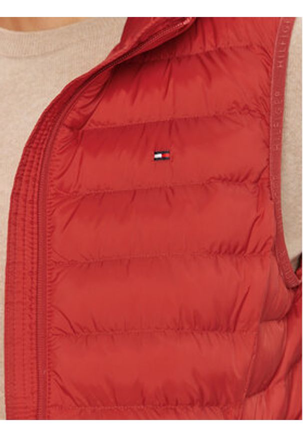 TOMMY HILFIGER - Tommy Hilfiger Bezrękawnik Global Stripe WW0WW40779 Czerwony Regular Fit. Kolor: czerwony. Materiał: syntetyk. Długość rękawa: bez rękawów