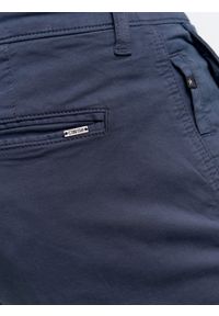 Big-Star - Spodnie chinosy męskie granatowe Tomy 404. Okazja: na co dzień. Kolor: niebieski. Materiał: jeans, materiał. Styl: casual, klasyczny, elegancki #3