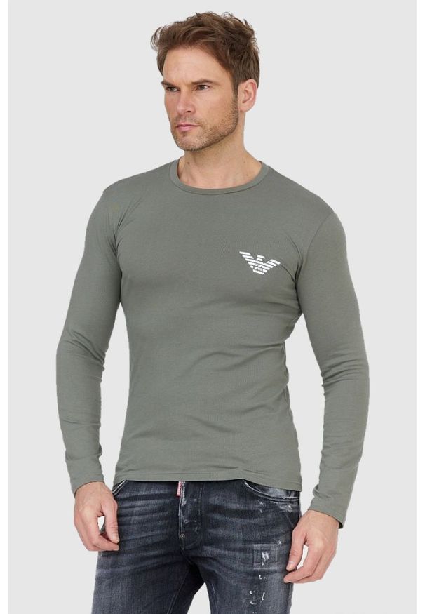 Emporio Armani - EMPORIO ARMANI Zielony longsleeve męski z logo, Rozmiar XL. Kolor: zielony. Materiał: prążkowany. Długość rękawa: długi rękaw. Wzór: nadruk