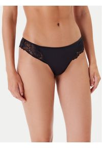 Hunkemöller Stringi Stormi 301620 Czarny. Kolor: czarny. Materiał: syntetyk
