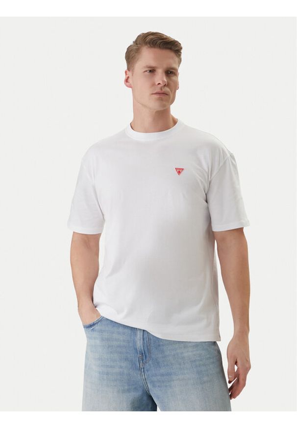 Guess T-Shirt F6GI11 K8HM4 Biały Regular Fit. Kolor: biały. Materiał: bawełna
