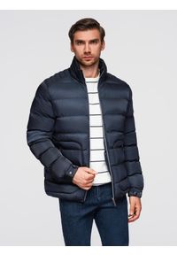 Ombre Clothing - Męska pikowana kurtka z połyskiem i stójką – ciemnoniebieska V2 - Rozmiar: XL. Typ kołnierza: kołnierzyk stójkowy. Kolor: niebieski. Materiał: satyna, tkanina, poliester, materiał. Wzór: gładki, geometria