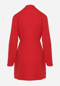 Born2be - Czerwona Sukienka Kopertowa z Cienkim Sznureczkiem w Talii Perlea. Okazja: na co dzień. Kolor: czerwony. Materiał: skóra. Typ sukienki: kopertowe. Styl: klasyczny, casual #2