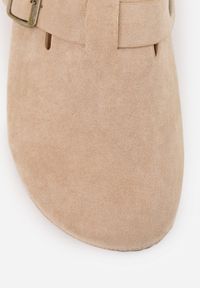 Born2be - Beżowe Klapki w Stylu Chodaków na Korkowej Podeszwie z Klamrą Saleilla. Okazja: na co dzień. Kolor: beżowy. Materiał: jeans. Sezon: lato. Styl: klasyczny, casual #5