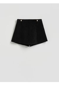 Reserved - Spódnico-szorty z ozdobnymi guzikami - czarny. Kolor: czarny. Materiał: tkanina #1