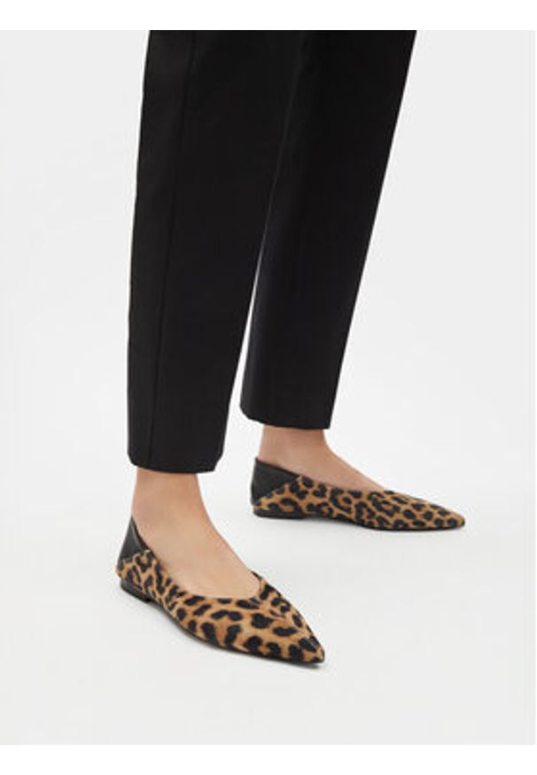 Badura Baleriny GEA-V1521-06-1 Czarny. Kolor: czarny. Materiał: zamsz, skóra