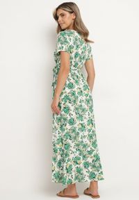 Born2be - Zielona Wiskozowa Sukienka o Rozkloszowanym Kroju z Gumką w Talii i Materiałowym Paskiem Vikletta. Kolor: zielony. Materiał: wiskoza, materiał. Długość rękawa: krótki rękaw. Typ sukienki: rozkloszowane. Styl: elegancki #5