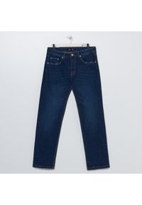 Sinsay - Jeansy Regular - Granatowy. Kolor: niebieski. Materiał: jeans #1