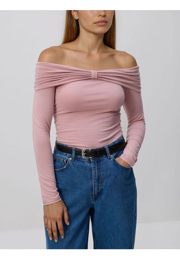 Reserved - Longsleeve z modalem - pastelowy róż. Kolor: różowy. Materiał: dzianina, bawełna. Długość rękawa: długi rękaw