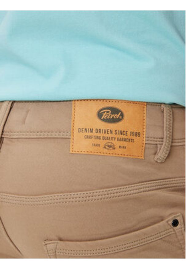 Petrol Industries Szorty jeansowe M-ROS-SHO005 Beżowy Slim Fit. Kolor: beżowy. Materiał: bawełna