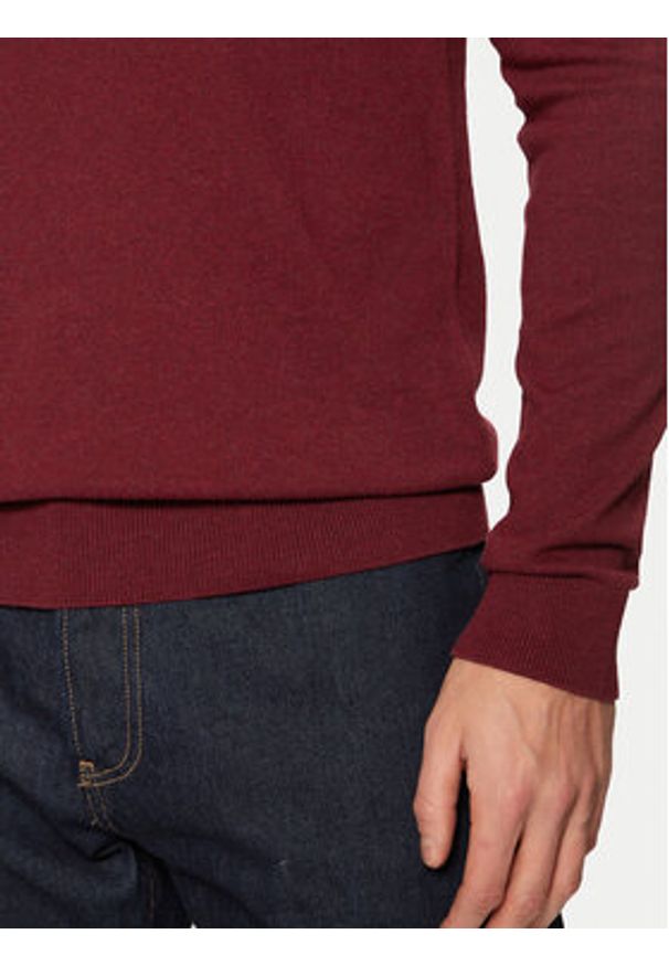 Selected Homme Sweter 16090147 Czerwony Regular Fit. Kolor: czerwony. Materiał: bawełna