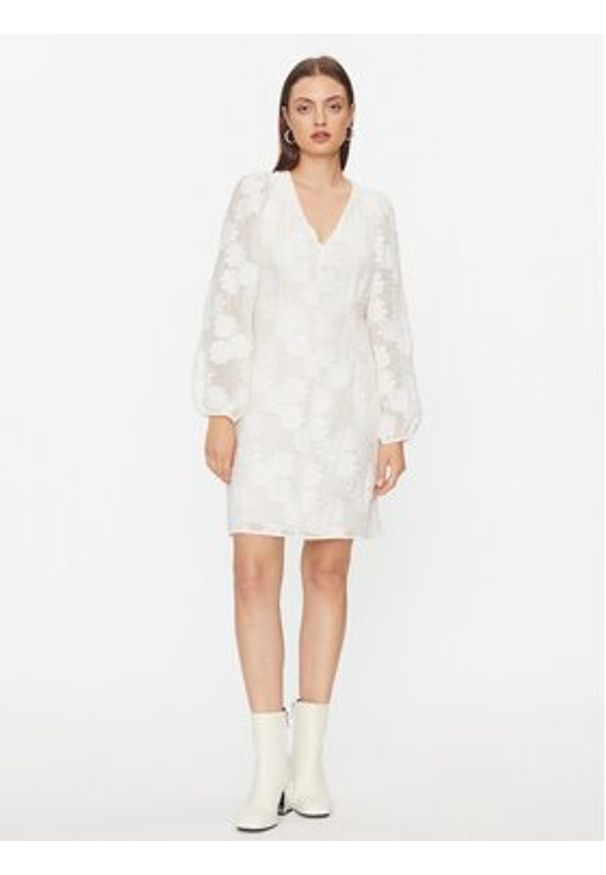 Samsoe & Samsoe - Samsøe Samsøe Sukienka codzienna Anai F00002933 Écru Regular Fit. Okazja: na co dzień. Materiał: syntetyk. Typ sukienki: proste. Styl: casual