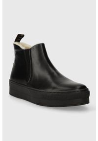 Charles Footwear sztyblety skórzane Nessa damskie kolor czarny na platformie Nessa.Mini.Boots.Black. Kolor: czarny. Materiał: skóra. Obcas: na platformie #5