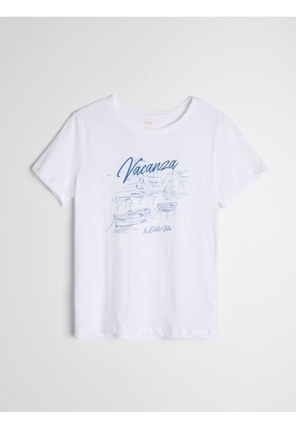 Sinsay - Bawełniana koszulka z nadrukiem - biały. Kolor: biały. Materiał: bawełna. Wzór: nadruk