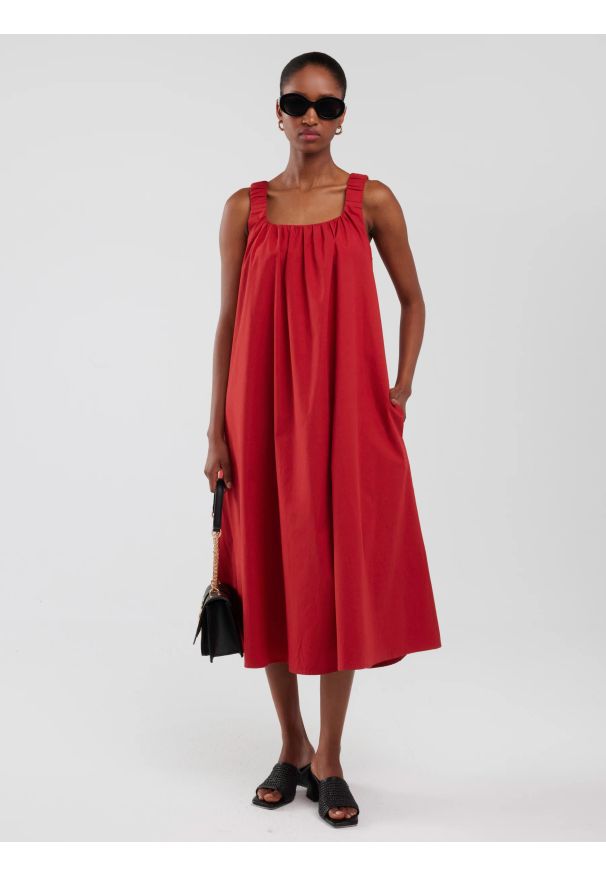 Big-Star - Sukienka damska midi na ramiączkach z paskiem ceglano-czerwona Ruena 704. Okazja: na co dzień, na imprezę, na spacer, na plażę. Kolor: pomarańczowy. Wzór: aplikacja. Typ sukienki: proste. Materiał: bawełna, materiał, tkanina. Długość rękawa: na ramiączkach. Sezon: lato. Styl: casual, vintage. Długość: midi