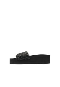 Flip*Flop - Klapki plażowe damskie Flip Flop Pool Hi Weave. Okazja: na plażę. Kolor: czarny. Sezon: lato. Styl: sportowy