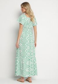 Born2be - Zielono-Biała Rozkloszowana Sukienka z Bawełną i Abstrakcyjnym Wzorem Ldivoria. Okazja: na spacer, na imprezę. Kolor: zielony. Materiał: bawełna. Styl: elegancki #4