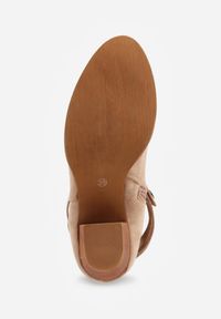 Renee - Ciemnobeżowe Botki Vices na Słupku w Stylu Kowbojek z Ażurową Cholewką i Paskami Tulifedi. Zapięcie: pasek. Kolor: beżowy. Materiał: skóra, jeans. Szerokość cholewki: normalna. Wzór: ażurowy. Obcas: na słupku. Styl: rockowy. Wysokość obcasa: średni #3