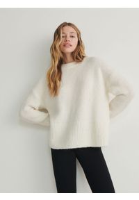 Reserved - Sweter z domieszką alpaki - złamana biel. Materiał: wełna, dzianina