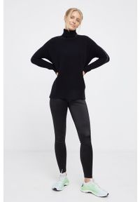 Deha Sweter z domieszką wełny damski kolor czarny z golfem. Typ kołnierza: golf. Kolor: czarny. Materiał: wełna. Długość rękawa: długi rękaw. Długość: długie. Wzór: ze splotem #3