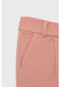 Kids Only spodnie dresowe dziecięce kolor różowy gładkie. Okazja: na co dzień. Kolor: różowy. Materiał: dresówka. Wzór: gładki. Styl: casual #3