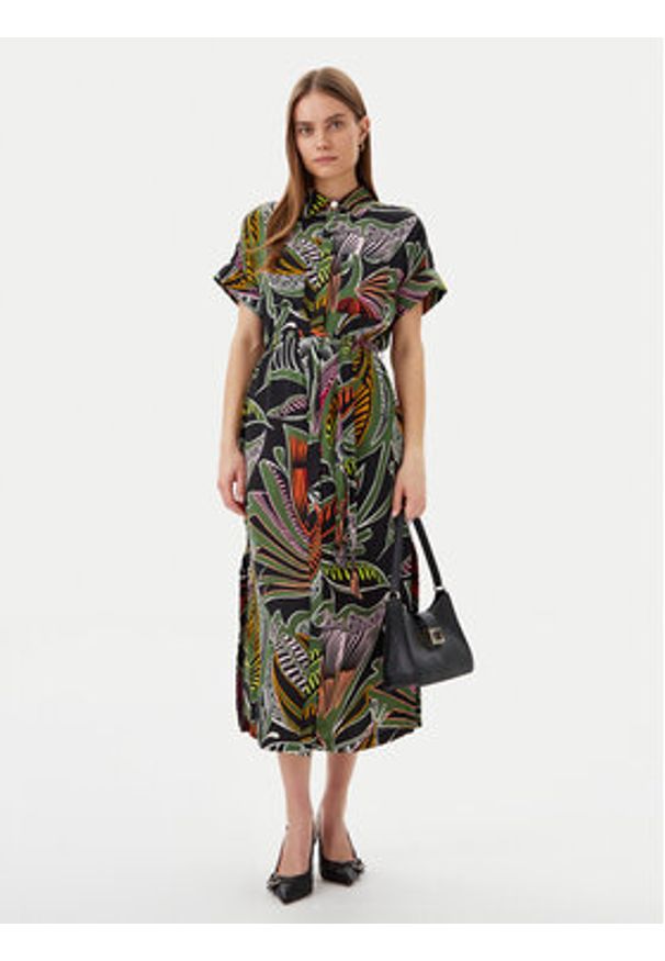 LOLA CASADEMUNT Sukienka koszulowa LS2516059 Zielony Relaxed Fit. Kolor: zielony. Materiał: syntetyk. Typ sukienki: koszulowe