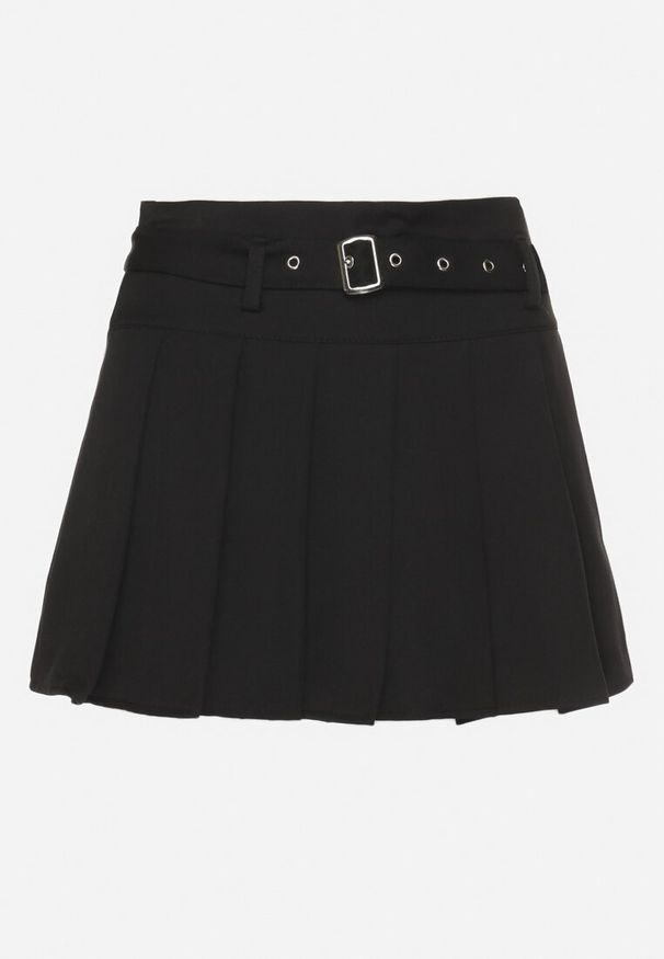 Born2be - Czarne Szorty Spódnica w Stylu Preppy Plisowane z Niskim Stanem Rominita. Okazja: na co dzień. Stan: obniżony. Kolor: czarny. Styl: elegancki, casual