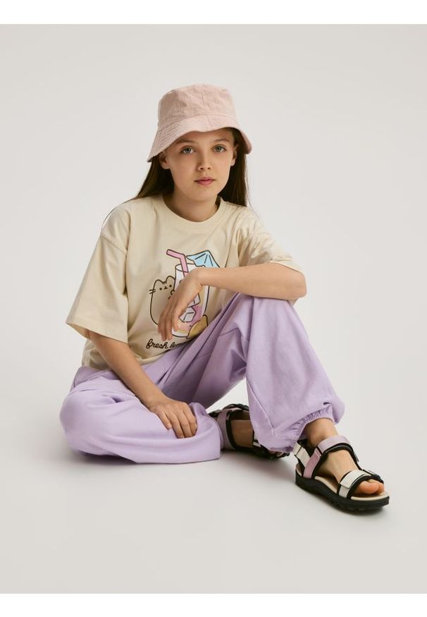 Reserved - Spodnie bombacho - lawendowy. Kolor: fioletowy. Materiał: bawełna