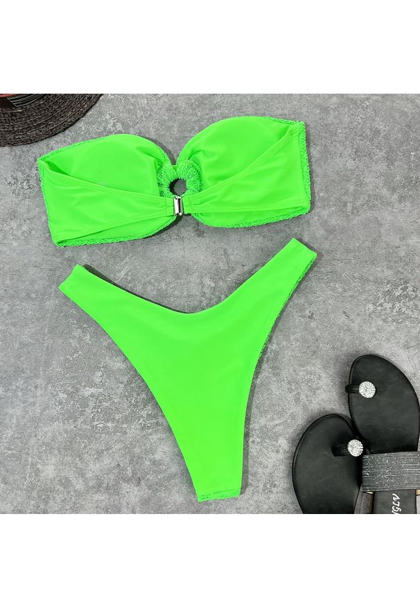 Intica - Strój kąpielowy bez ramiączek z dopasowanymi majtkami Khalani. Kolor: różowy. Materiał: materiał. Długość: długie